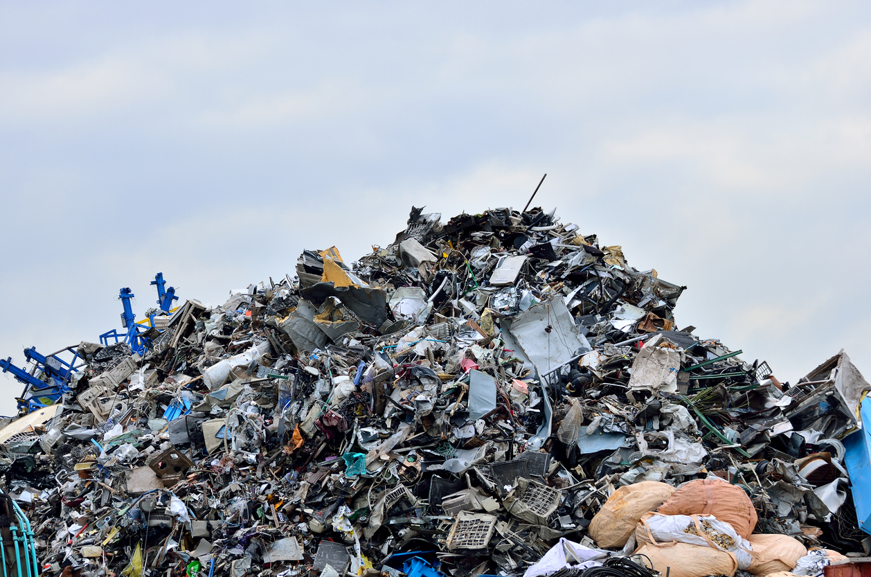 Photo of mountain of trash