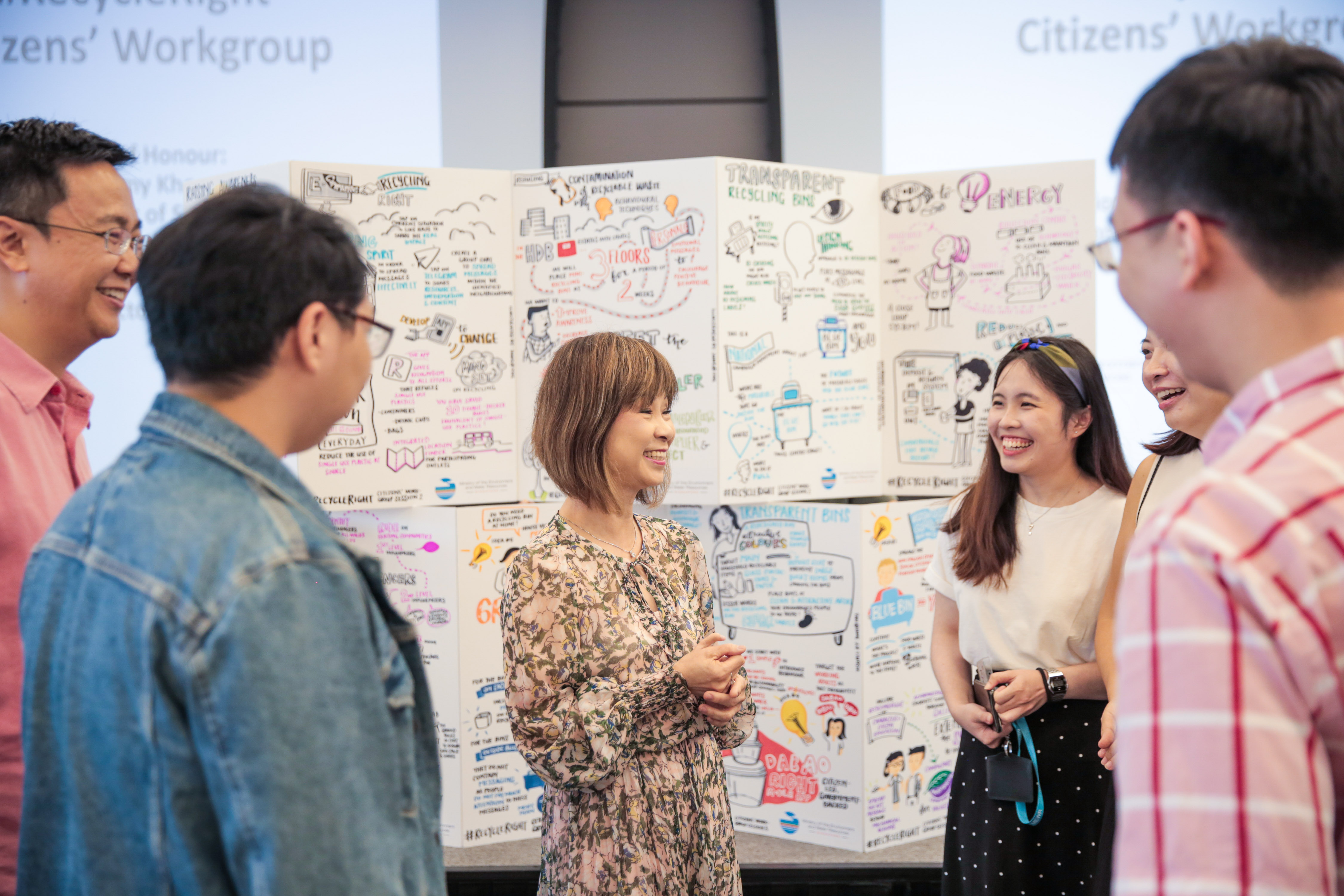 Dr Amy Khor with participants